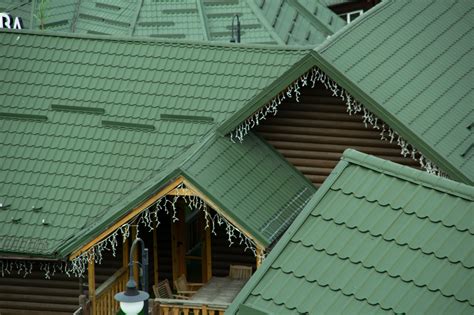 Metal Roofing vs. Slate Roofing: Which is Better?