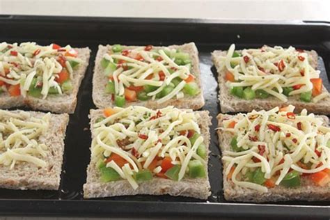 Capsicum cheese toast sandwich recipe | Quick cheese toast recipe