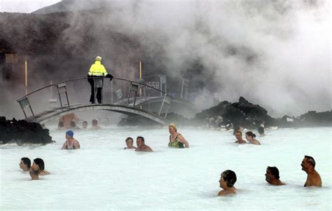 Iceland's Blue Lagoon spa closes temporarily as earthquakes put area on alert for volcanic eruption