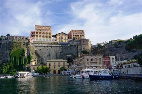 11 Beautiful Amalfi Coast Towns & Villages To Visit