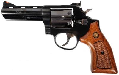 Taurus Model 689 - Internet Movie Firearms Database - Guns in Movies ...