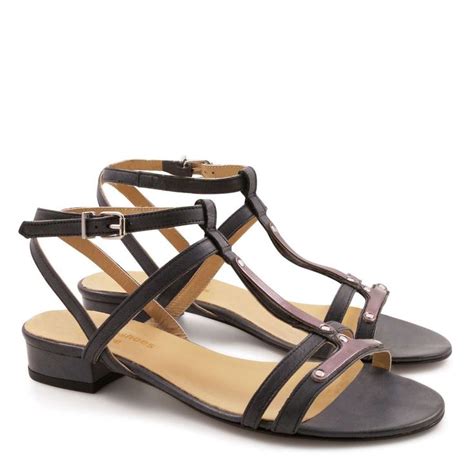 Leather strappy flat sandals for women Made in Italy - Italian Boutique | Womens sandals ...