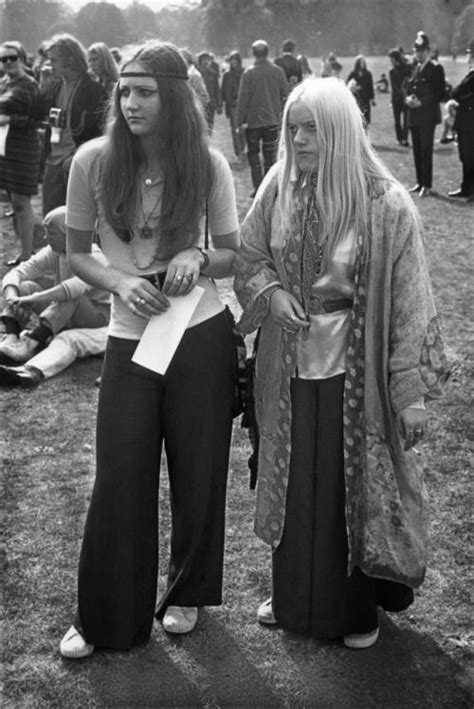 Dynamic Tension : the60sbazaar: London hippies (1969) | 60s fashion hippie, Hippie style, Hippie ...