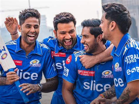 IPL 2023: Mumbai Indians Unveil New Blue & Gold Jersey. Watch - truthoutmedia