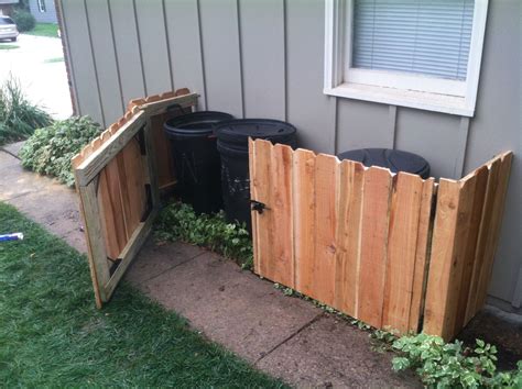 Outdoor Garbage Can Enclosure - Vanity 301