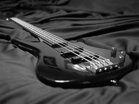 Ibanez Bass Guitar Wallpaper