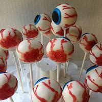 Eyeball cake pops - Decorated Cake by taralynn - CakesDecor