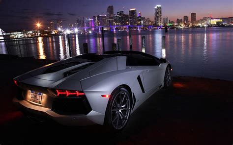 Luxury Cars HD Wallpapers - Top Free Luxury Cars HD Backgrounds - WallpaperAccess