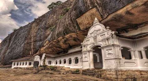 Dambulla Cave Temple - Excursions in Sri Lanka | Sri Lanka Classy Tours