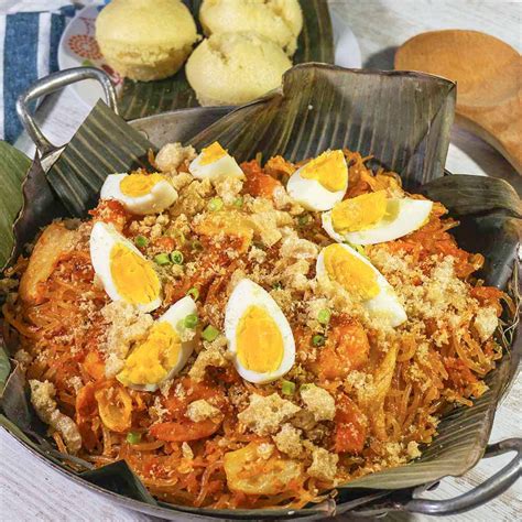 Pancit Malabon Recipe | Amiable Foods