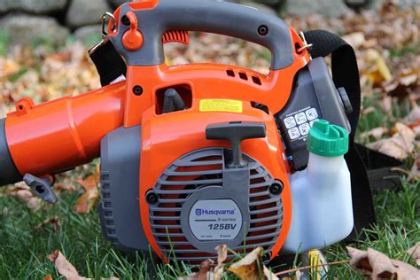 Husqvarna 125BVx Blower Review - A Concord Carpenter