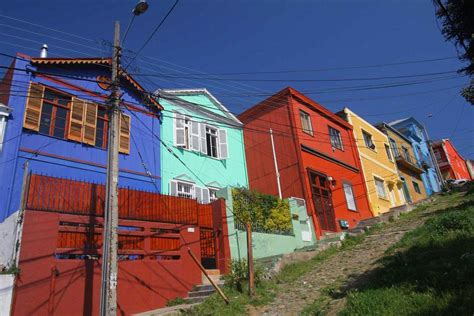 Colourful houses in Valparaíso, Chile | Insight Guides Blog