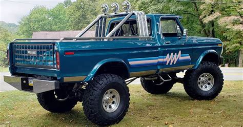 1979 Ford F-250 The Spring Breaker With A 460 9-Inches Lift | Ford Daily Trucks