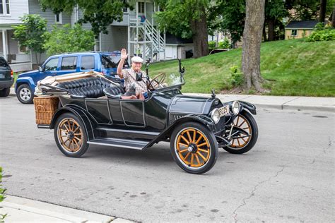 Classic Car Show | Elgin History Museum