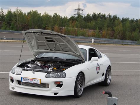 FEATURE: Mario's 1300+HP 2JZ Toyota Supra MK4 - Turbo and Stance