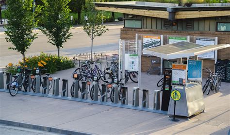 World's First Network of Solar-Powered E-Bike Charging Stations | WE-cycle