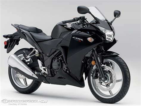 2012 Honda CBR® 250R ABS Specifications