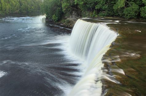 Tahquamenon Falls Michigan I Photograph by Alan Majchrowicz - Pixels