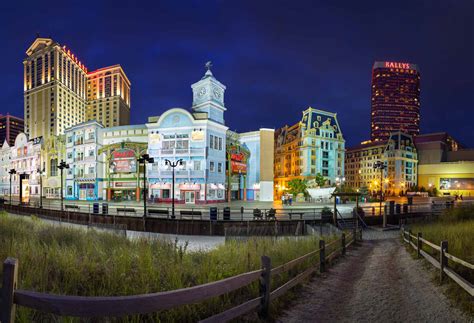 Best Atlantic City Boardwalk Hotels for Every Budget - HotelsCombined Best Atlantic City ...