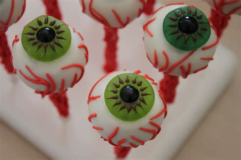 Halloween Eyeball Cake Pops - Heavenly Cake Pops by Jennifer Cucci