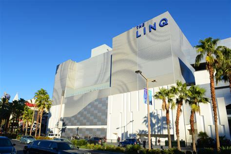 The Linq Las Vegas Review | One Savvy Wanderer