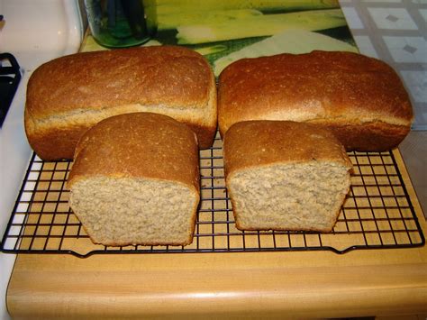 Tales From A Middle Class Kitchen: Lentil Bread