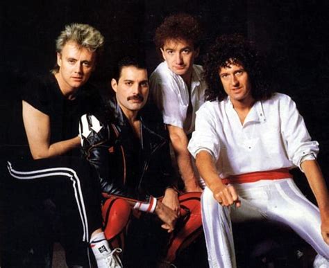 Freddie Mercury. Brian May. Roger Taylor. John Deacon. Queen. 1980s. | Queen pictures, Queen ...