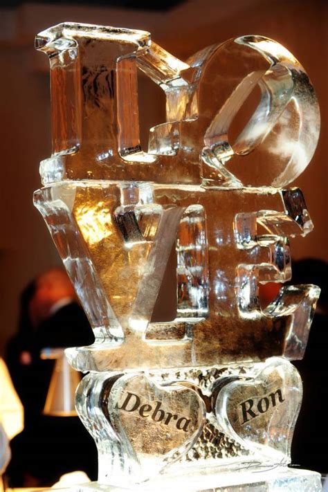 5 Amazing Wedding Ice Sculptures That Will Inspire You - Wedding Fanatic