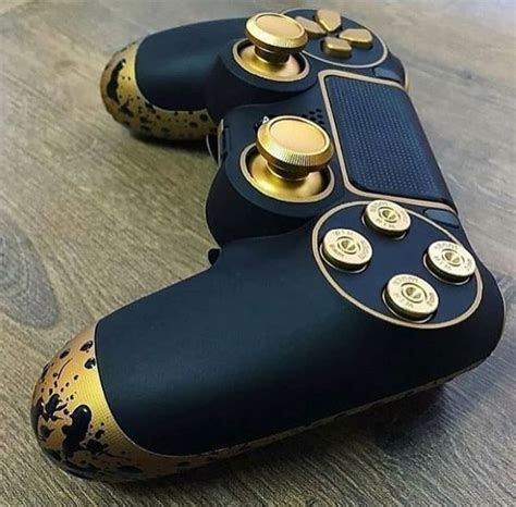 Who wants? 😍 Looks realy nice that masterpiece 💙 | Ps4 controller custom, Playstation controller ...