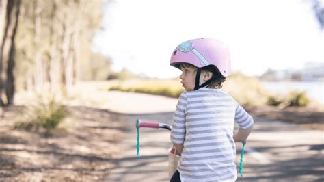 Viral Photo Proves the Importance of Bike Helmets - Motherly