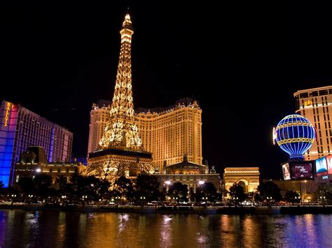 Eiffel Tower Las Vegas Wallpapers - Wallpaper Cave