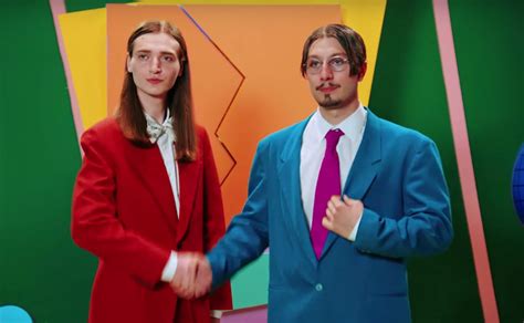 Watch Y2K, Bbno$ Star in Fictional ‘Big Fun Fun Show’ in New ‘Lalala’ Video – Rolling Stone