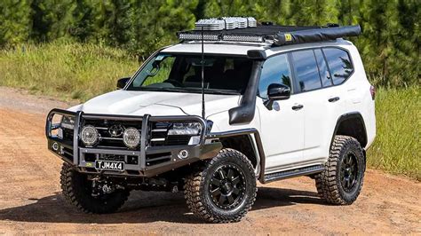 Tuner Builds Beefy Toyota Land Cruiser For Tough Off-Road Adventures