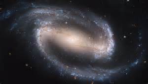 File:Hubble2005-01-barred-spiral-galaxy-NGC1300.jpg - Wikipedia