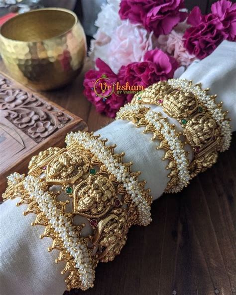 21 Bridal Bangles Design You'll Fall In Love With