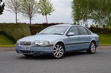 2000 Volvo S80 T6 - Sedan 2.8L Twin-turbo auto