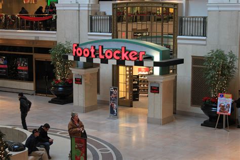 File:Foot Locker store tower city center cleveland.JPG - Wikimedia Commons