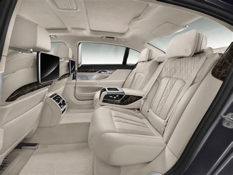 BMW 7 Series - Interior - Car Body Design