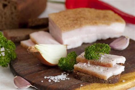 The 9 Best Salt Pork Substitutes For Your Recipes