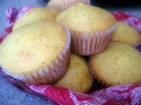 Honey Cornmeal Muffins