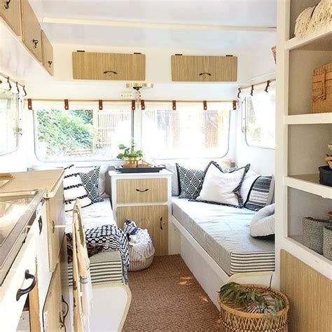 45 Fantastic Rv Camper Interior Ideas | Caravan interior, Camper interior, Caravan renovation