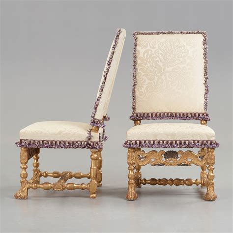 A pair of French Baroque chairs, circa 1700. - Bukowskis