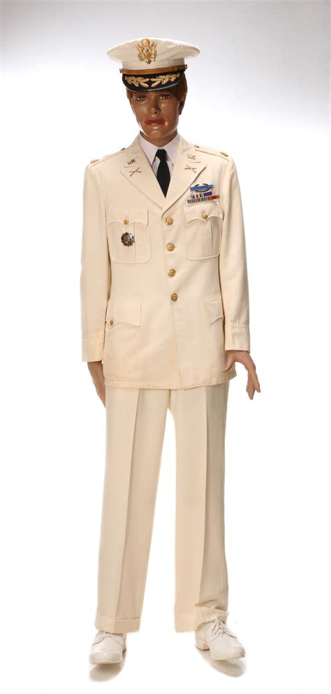 #168: UNIDENTIFIED INFANTRY MAJOR WHITE DRESS UNIFORM,