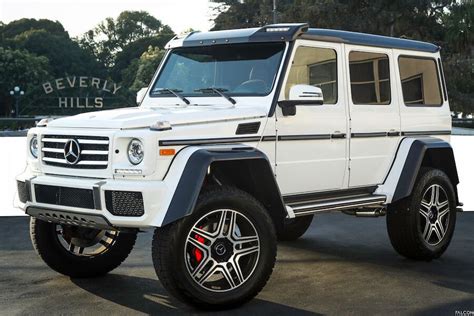 White Mercedes Benz G550 4x4 Rental Los Angeles - Rent a Mercedes G Wagon