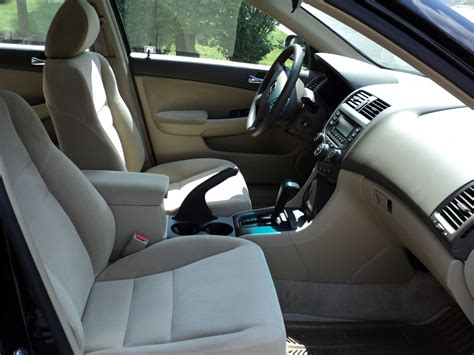 2004 Honda accord interior