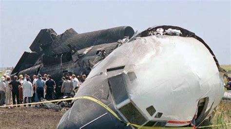 Crash of a Boeing 727-232 in Dallas: 14 killed | Bureau of Aircraft Accidents Archives