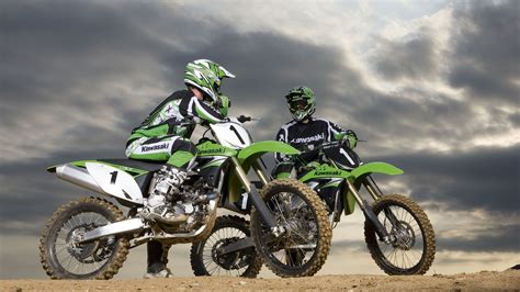 Kawasaki Motocross dirt bikes Ultra HD 4K Wallpapers