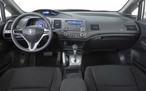 latestcars launch: 2011 honda civic interior