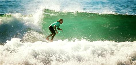 Surf Camp Ericeira - Surfing in Portugal