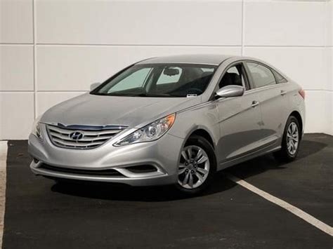 Purchase used 2012 Hyundai Sonata GLS in Downers Grove, Illinois, United States, for US $17,950.00